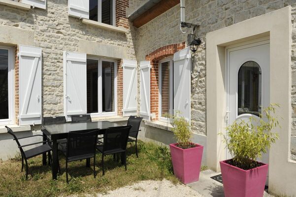 Chez L