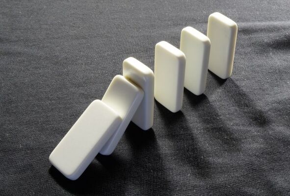 cascade-dominos-ile-d-yeu-99224