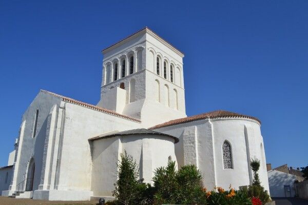 eglise-de-saint-sauveur-ile-d-yeu-f-guerineau-ot-ile-d-yeu-131016