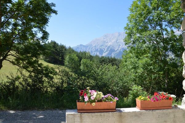 Extérieur vue Location de vacances Chauffayer Meublé Mme DUPERRON Léa
