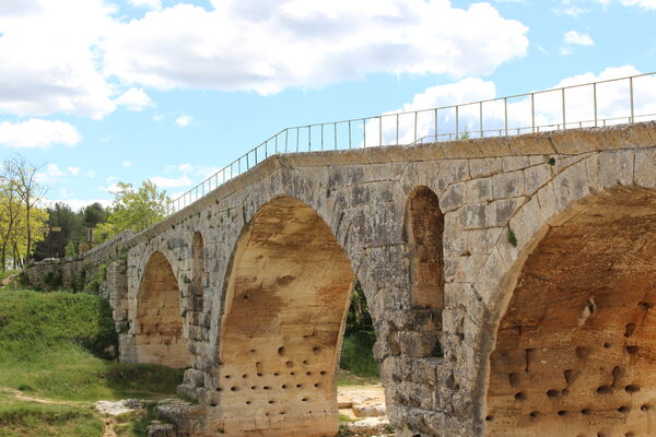 Pont Julien