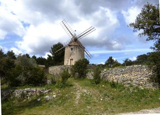 Le moulin de Joucas