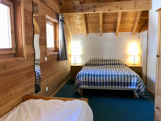 Mélèze chambre 1