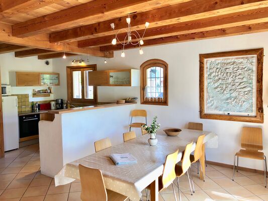 Chabran salle à manger