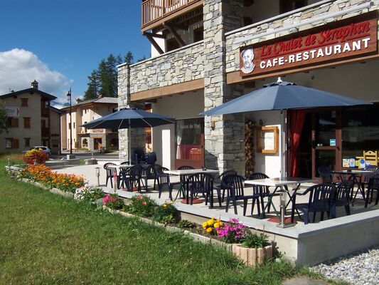 restaurant-bessans-seraphin-terrasse