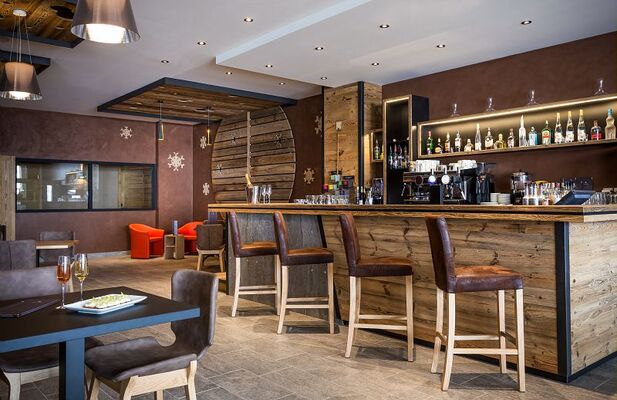 val-cenis-saint-charles-bar