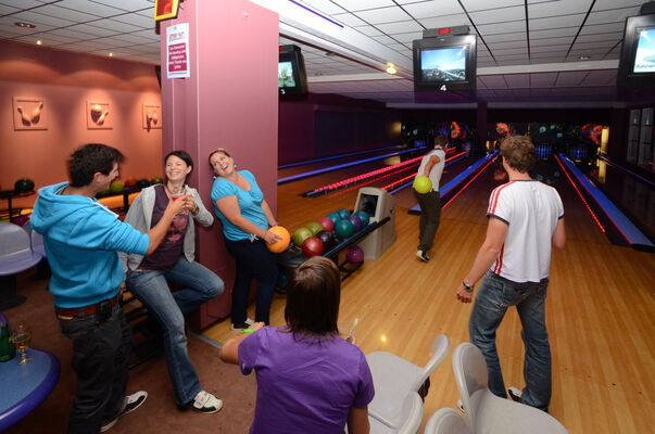 BOwling