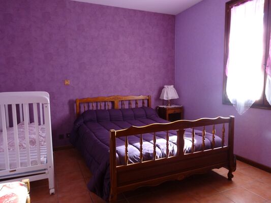 Chambre bas . Meublé Mme CESMAT D Location Ancelle