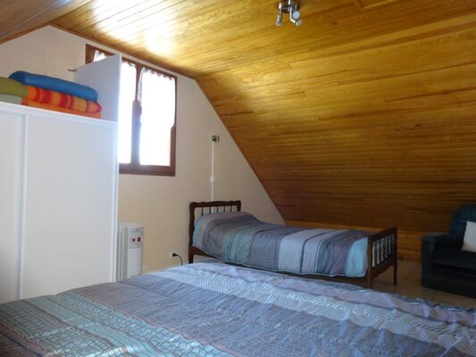Chambre haut Meublé Mme CESMAT D Location Ancelle