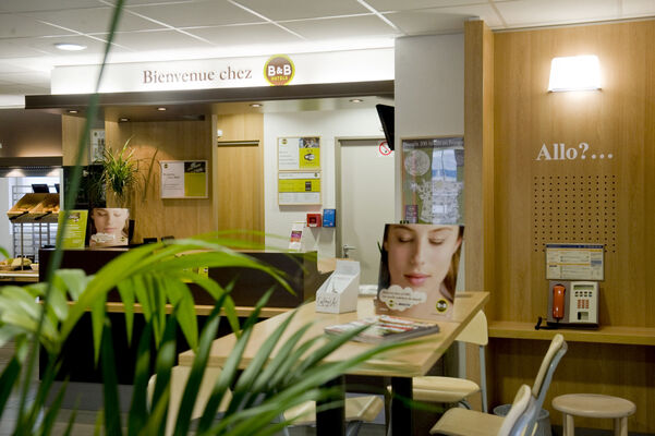 Hotel B&B La Courneuve 93