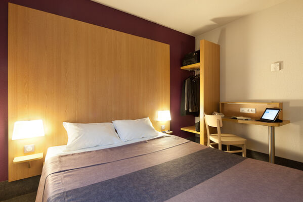 Hotel B&B La Courneuve 93