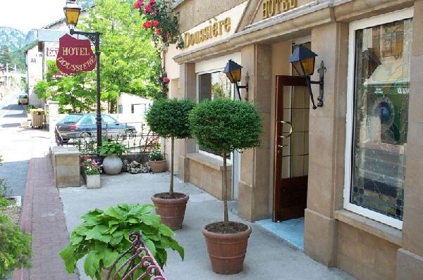HOTEL-RESTAURANT DOUSSIERE