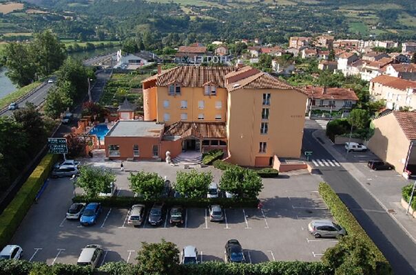 CEVENOL HOTEL - RESTAURANT LE POT D'ETAIN