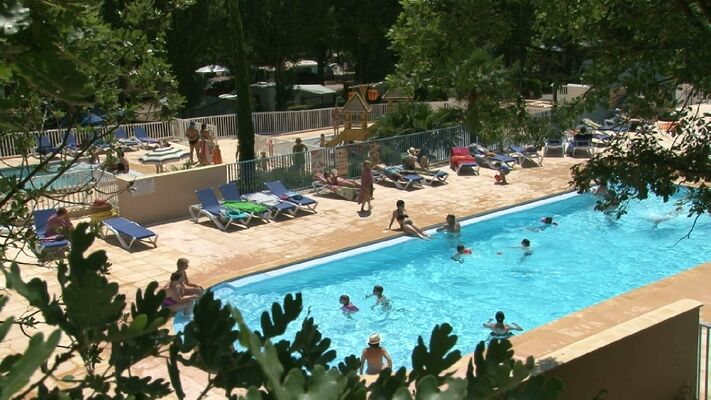 CAMPING LE PEYRELADE