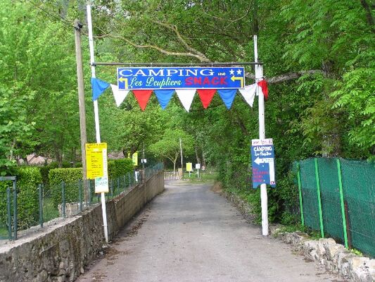 CAMPING LES PEUPLIERS