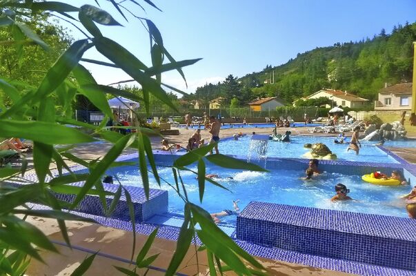 CAMPING LES RIVAGES
