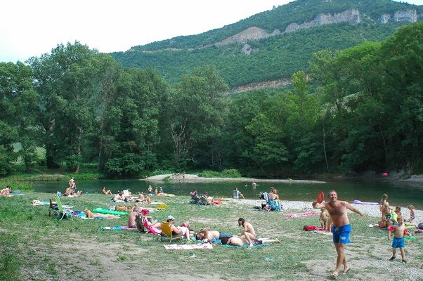 CAMPING SAINT LAMBERT, plage pour farniente, baignade ou pêche