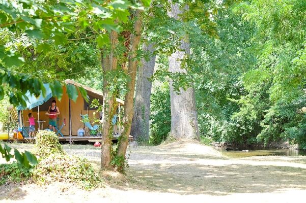 CAMPING HUTTOPIA MILLAU