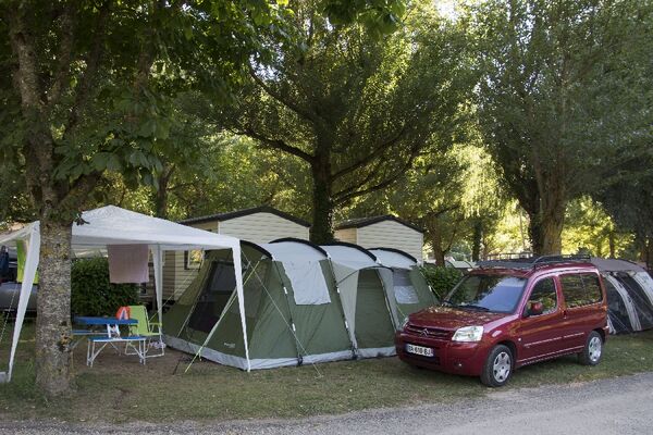 CAMPING LES PRADES