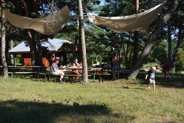 ECO-CAMPING DU LARZAC