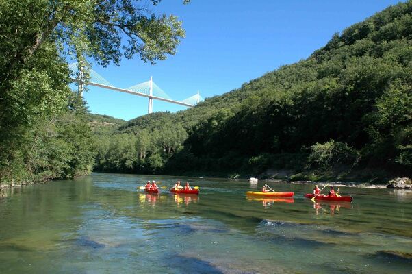 Canoë Evolution2 - Viaduc de Millau
