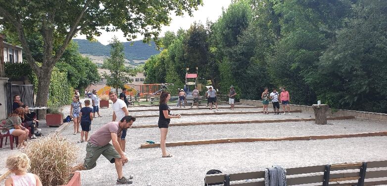 CAMPING DU VIADUC 12