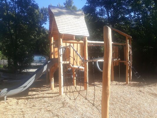 CAMPING HUTTOPIA MILLAU