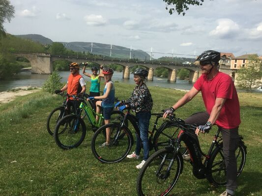 Flâner dans Millau en VTC