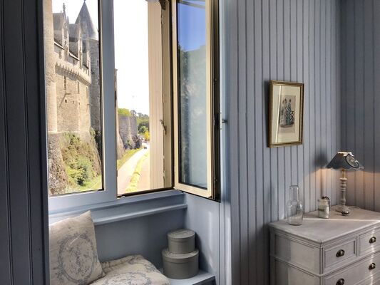 Location-saisonnière-Les-appartements-du-boudoir-Josselin-Brocéliande-Morbihan