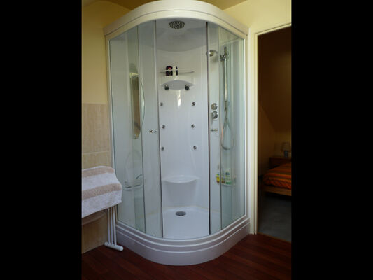 Chambres d'hôtes Métairie de la Béraudaie salle d'eau Baoziou - Bohal - Morbihan - Bretagne