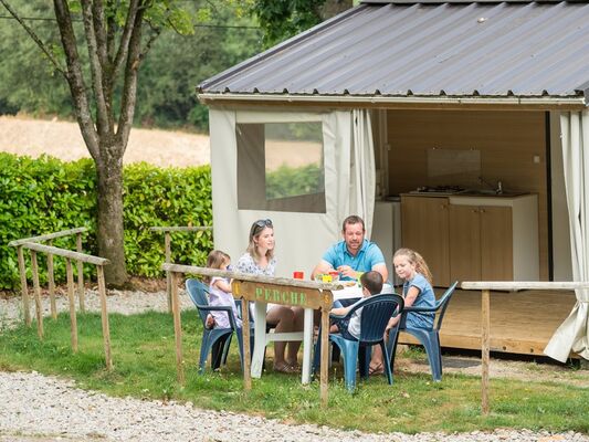 Camping Domaine de Kerelly - Guégon - Morbihan - Bretagne