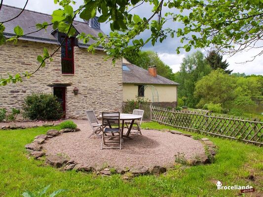 Gite-Logis-de-l-etang-de-l-Aune-Terrasse