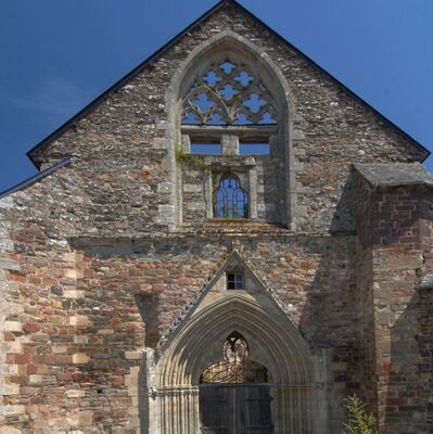 L'Abbaye Saint Jacques à Montfort sur Meu