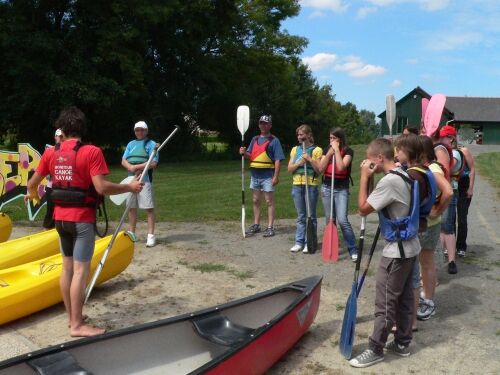 Visites guidées en canoë Montfort au crépuscule