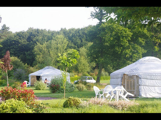Yourte mongole au Domaine de Kervallon - Caro - Morbihan - Bretagne
