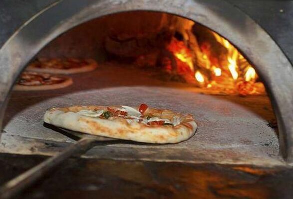 four-pizza