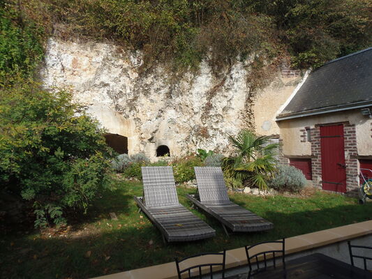 Appartement troglo avec terrasse