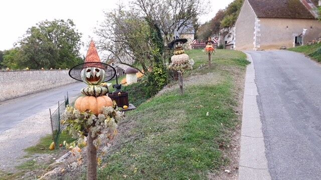 Hameau de Rochambeau aux couleurs d'automne