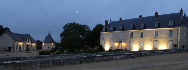 Facade-du-chateau-2