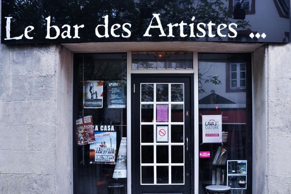 le-bar-des-artistes-laval