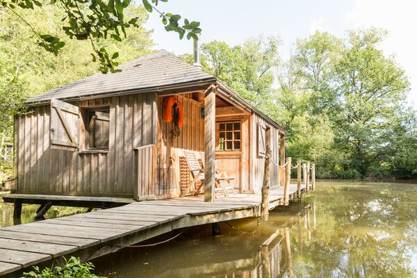 528300_cabane_sur_leau_martin_pecheur