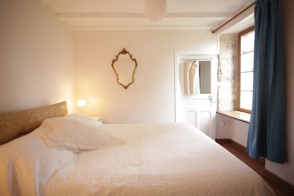 HLO53 - Les jardins suspendus du Ravelin - chambre double vue de la salle de bain