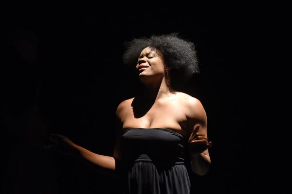 PORTRAIT DE LUDMILLA EN NINA SIMONE