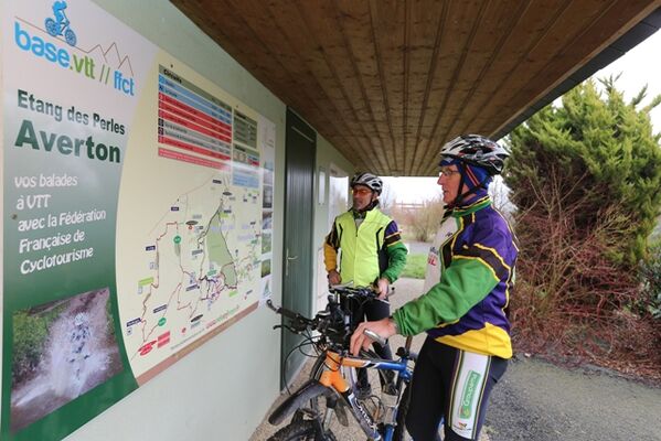 Base VTT FFCT des Perles© Ouest Médias - Pierre Minier