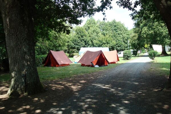 HPA53 - camping de Saulges 1 (Copier)