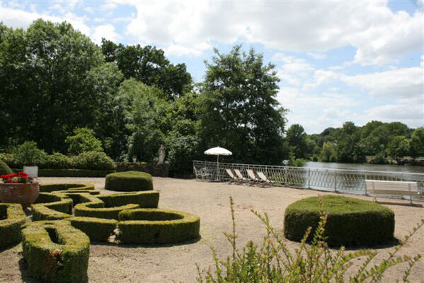 Château de Mirvault 2
