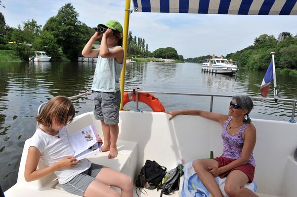 HLO-bateau-habitable-les-canalous-4