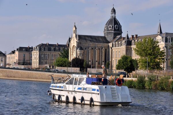 HLO-bateau-habitable-les-canalous-7