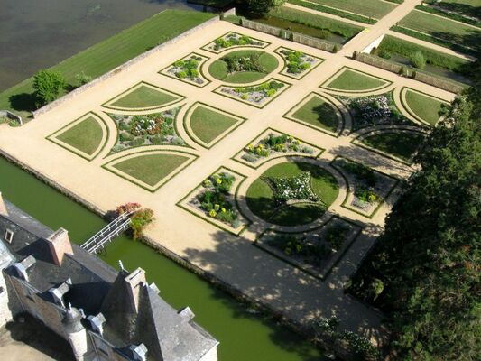 PCU-jardins-du-chateau-des-arcis-14 © Olivier GUILMIN