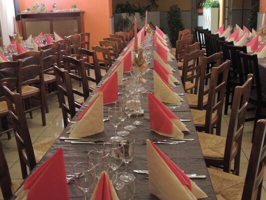 Banquet, repas de famille Le Gué de Gênes